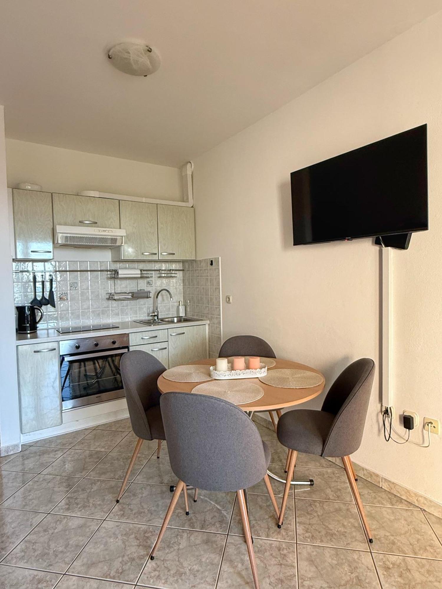 Apartmani Nada Primošten Екстериор снимка
